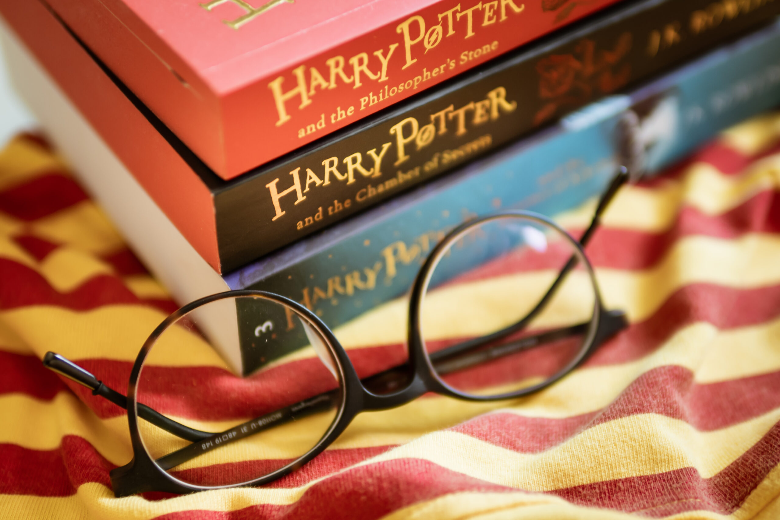 Harry Potter Blu-Ray Box Set is Enormous Costs 0